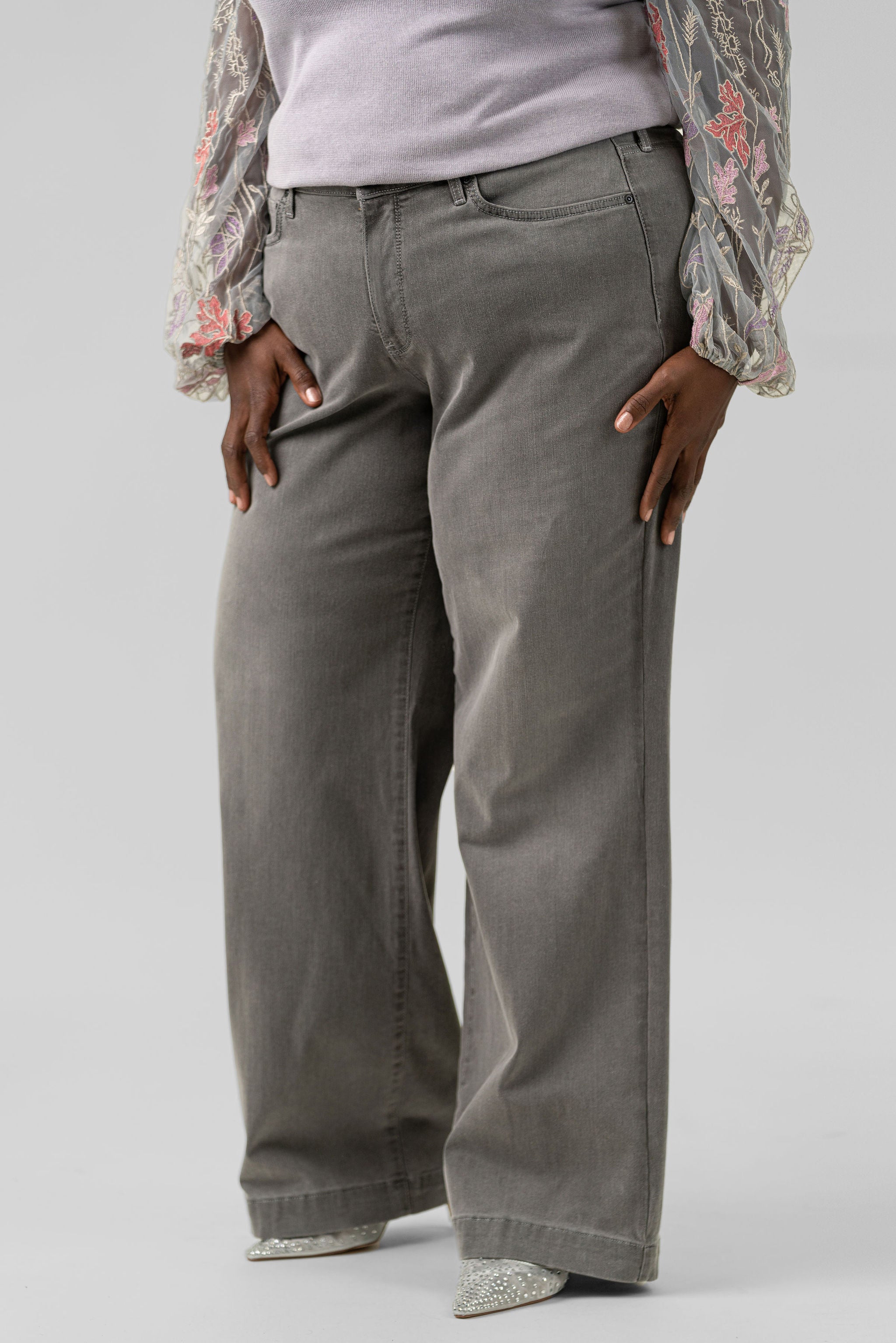 TERESA WIDE LEG JEANS WITH 1 1/2" HEM plus-size - AMOUR781