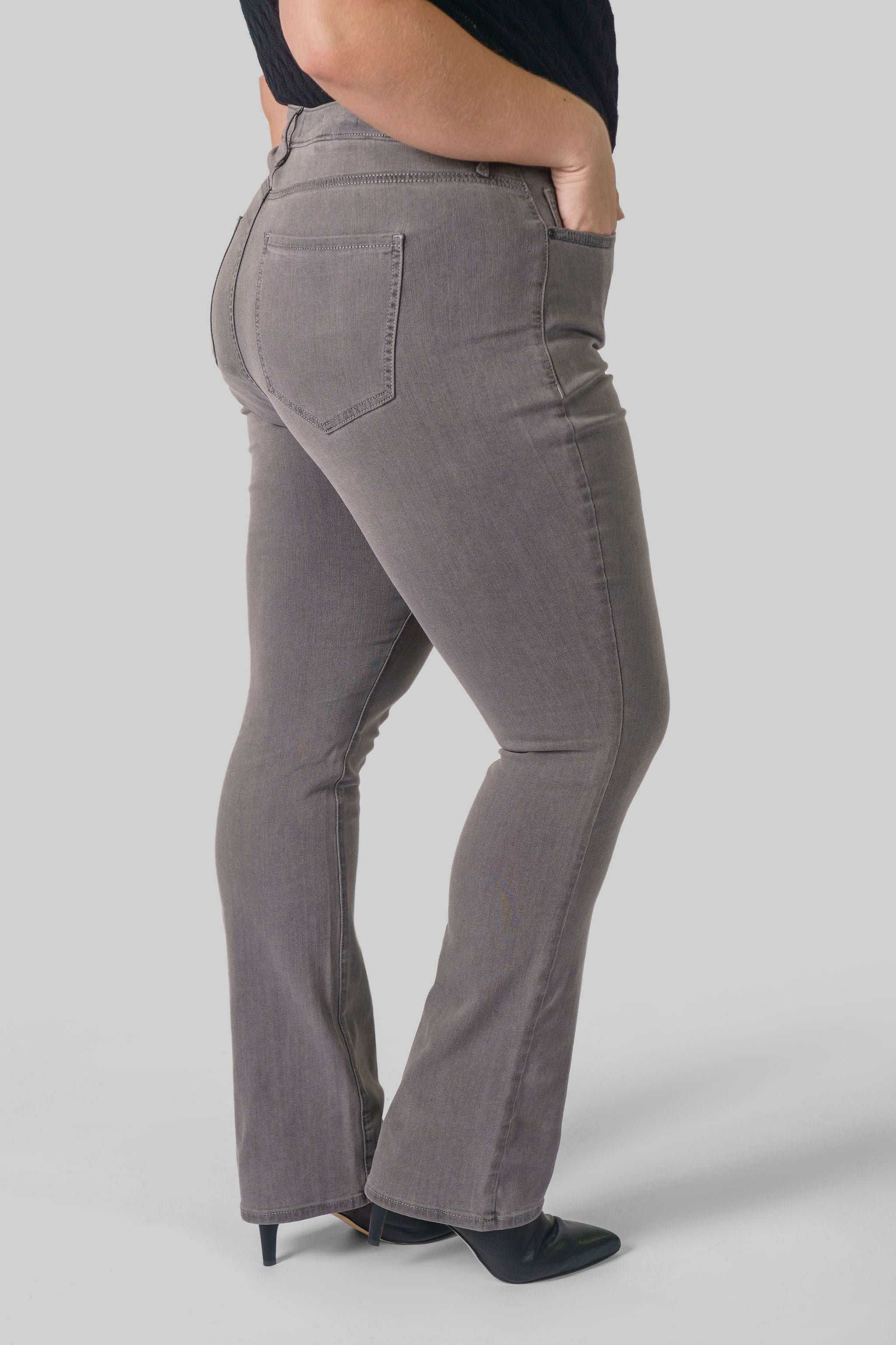 BILLIE MINI BOOTCUT JEANS plus-size - AMOUR781