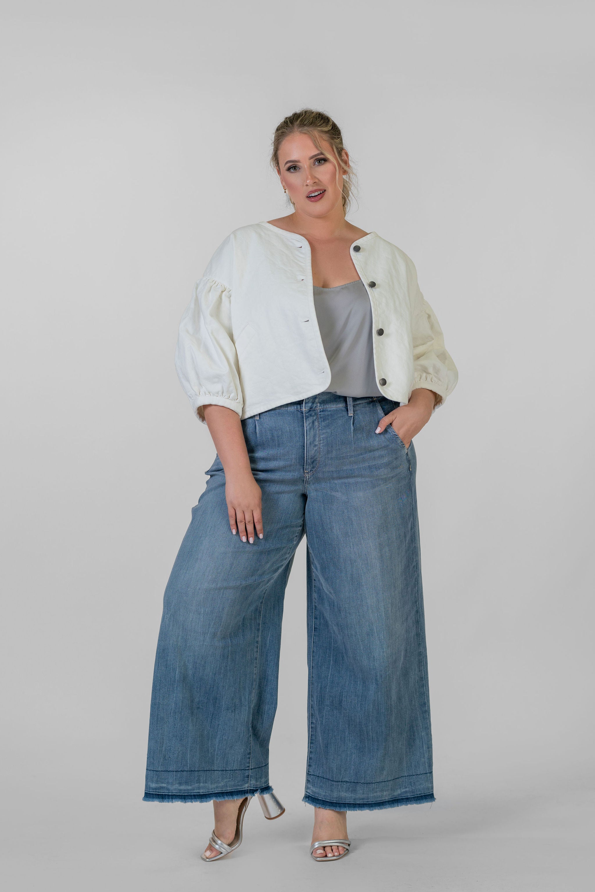 MONA WIDE LEG TROUSER ANKLE JEANS - AMOUR781