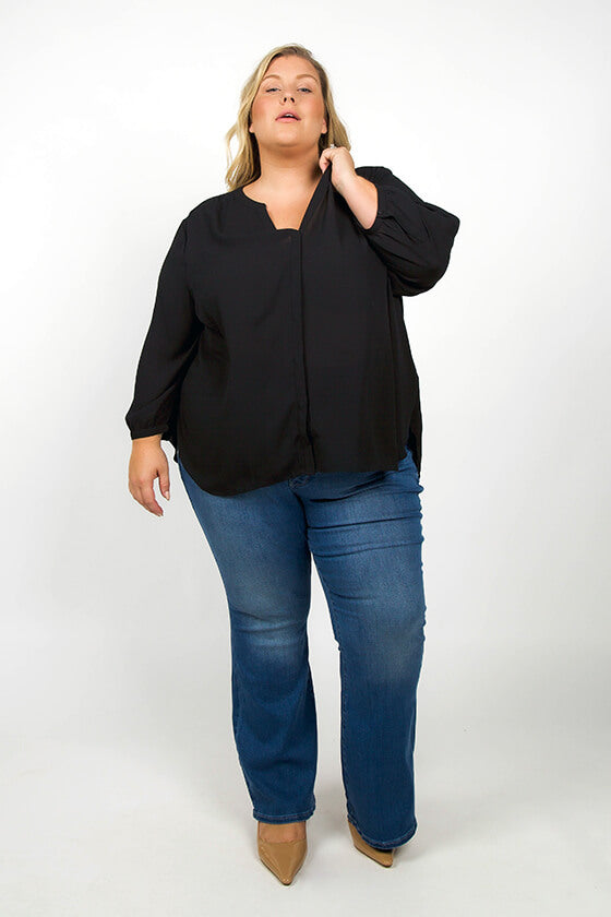 PINTUCK BLOUSE - Black - AMOUR781