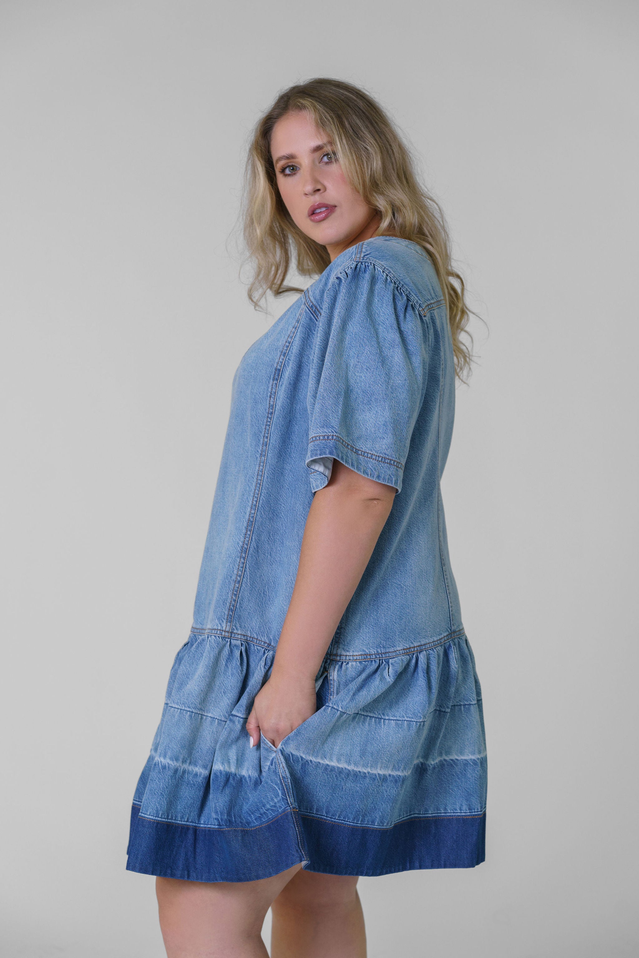 ATHENA DRESS plus-size - AMOUR781