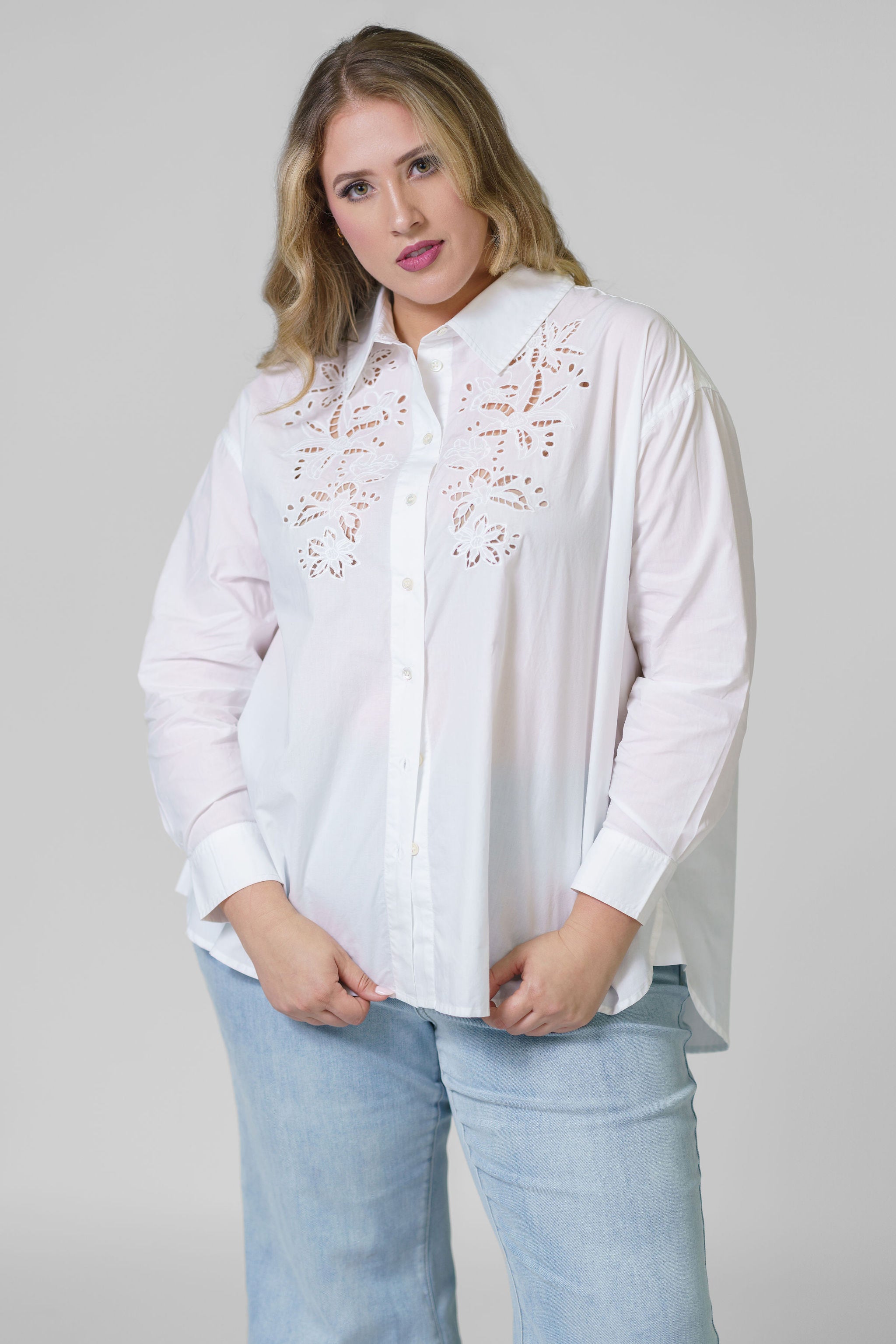 CALANDRA EMBROIDERED TOP - AMOUR781