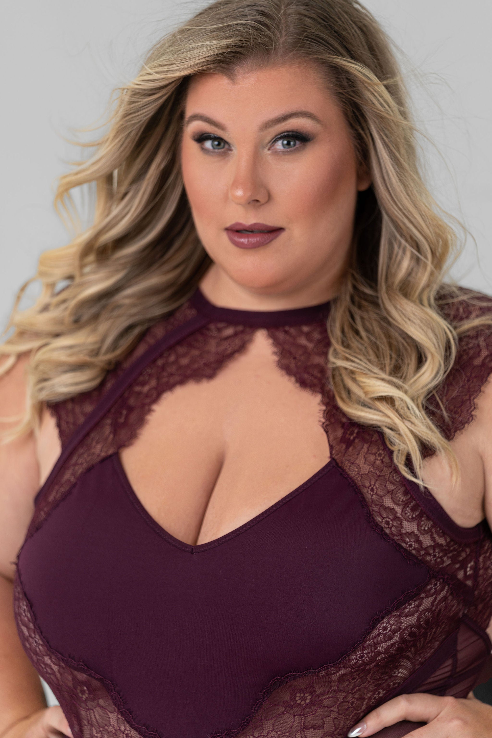 MINNA BODYSUIT- CHERRY plus-size - AMOUR781