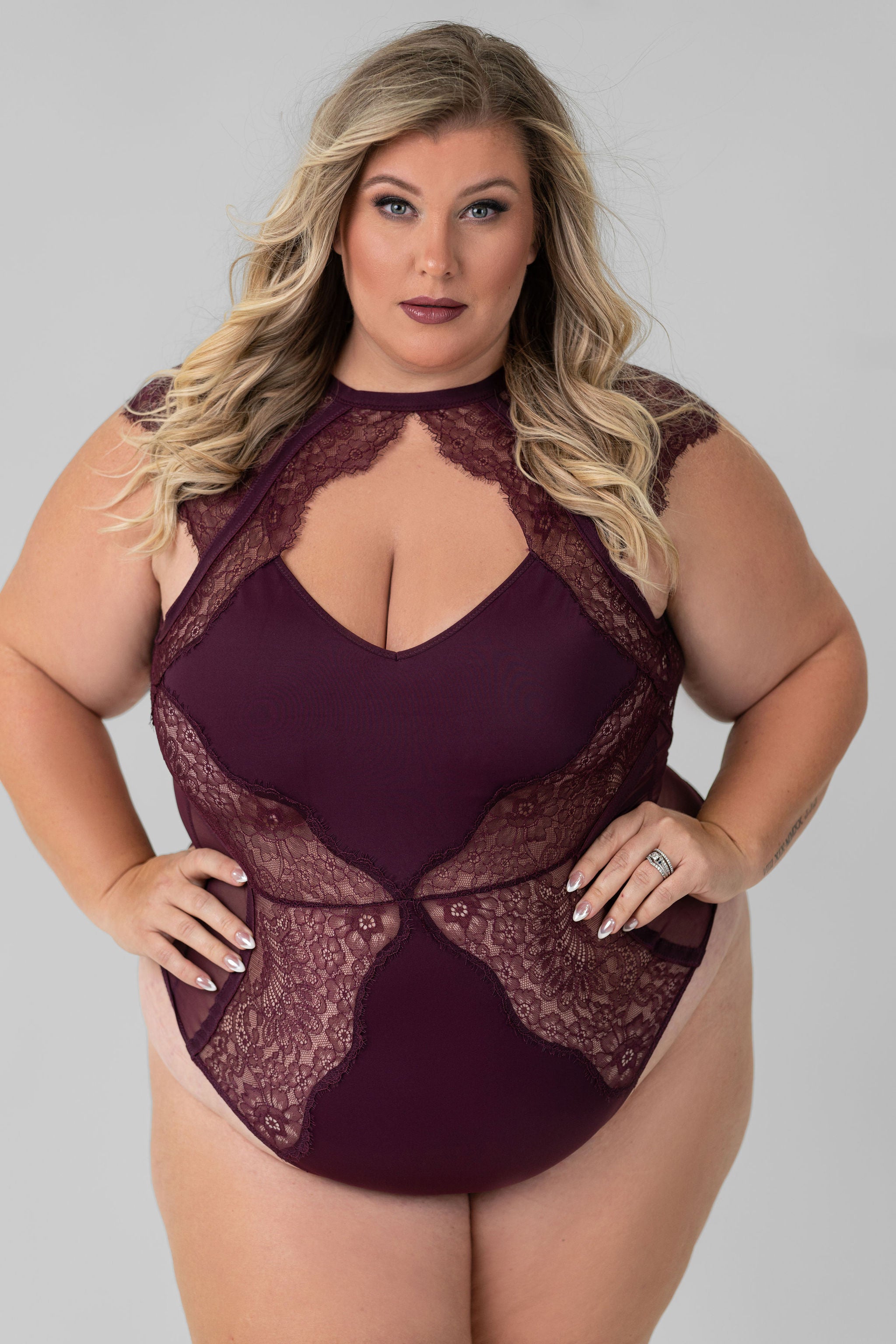 MINNA BODYSUIT- CHERRY plus-size - AMOUR781