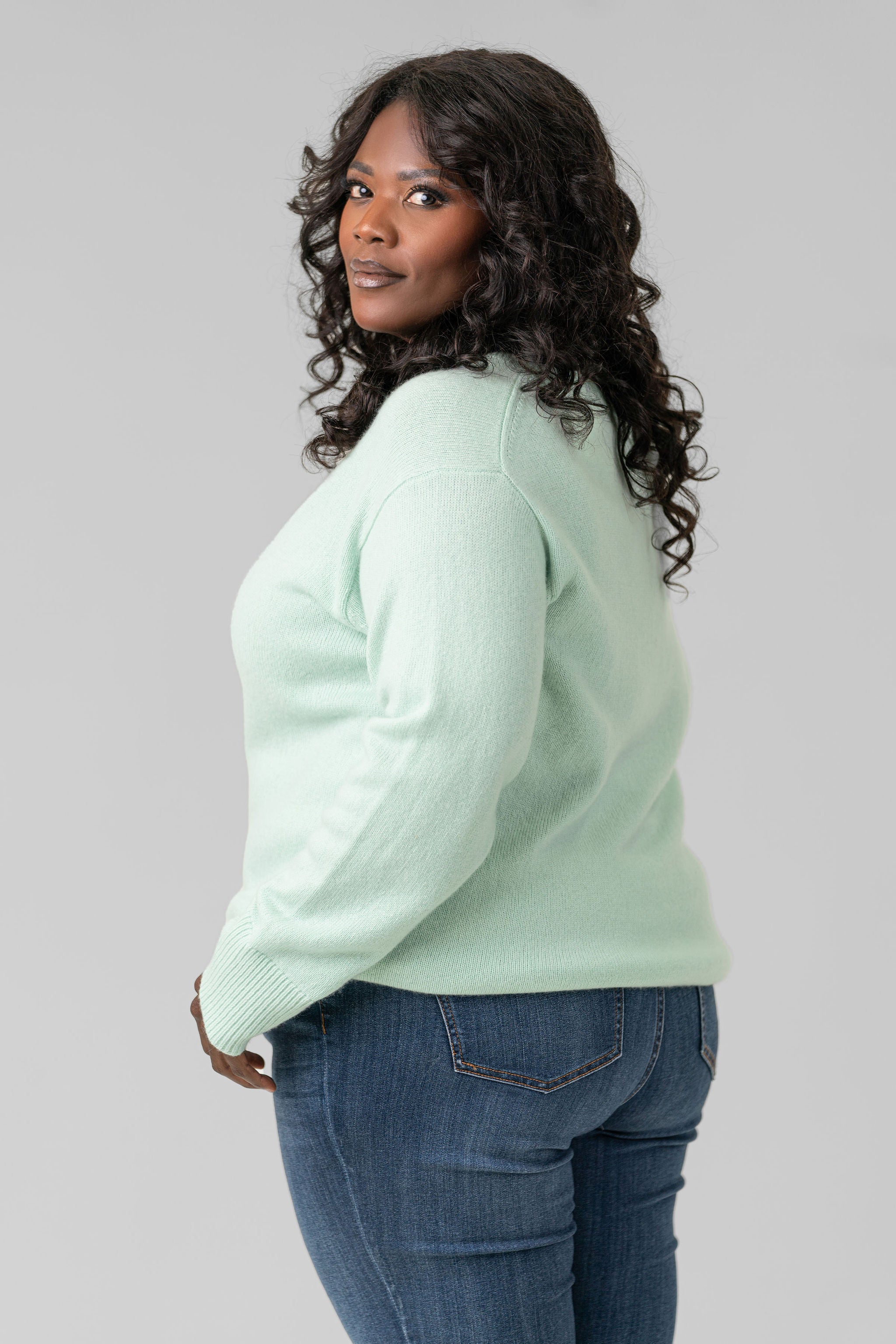 RIB TRIM V-NECK plus-size - AMOUR781