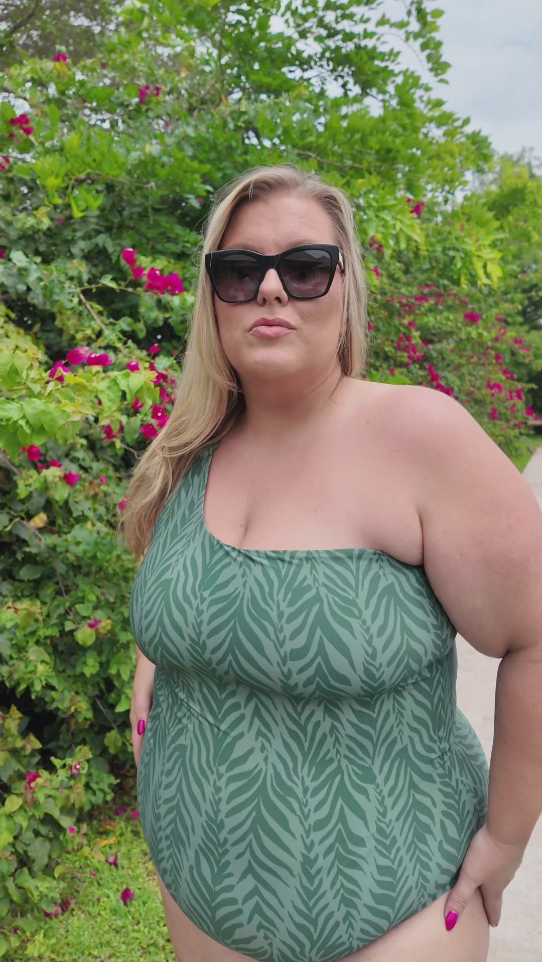 JODIE COCO ONE-PIECE SWIMSUIT plus-size - AMOUR781