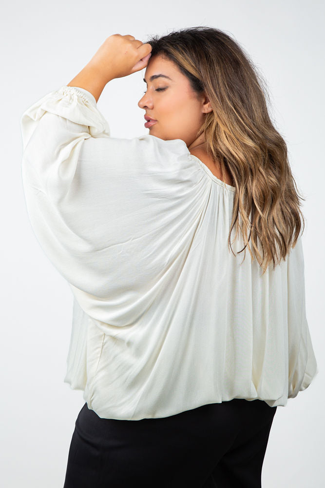 BLOUSE WITH FRINGES ON THE NECKLINE - AMOUR781