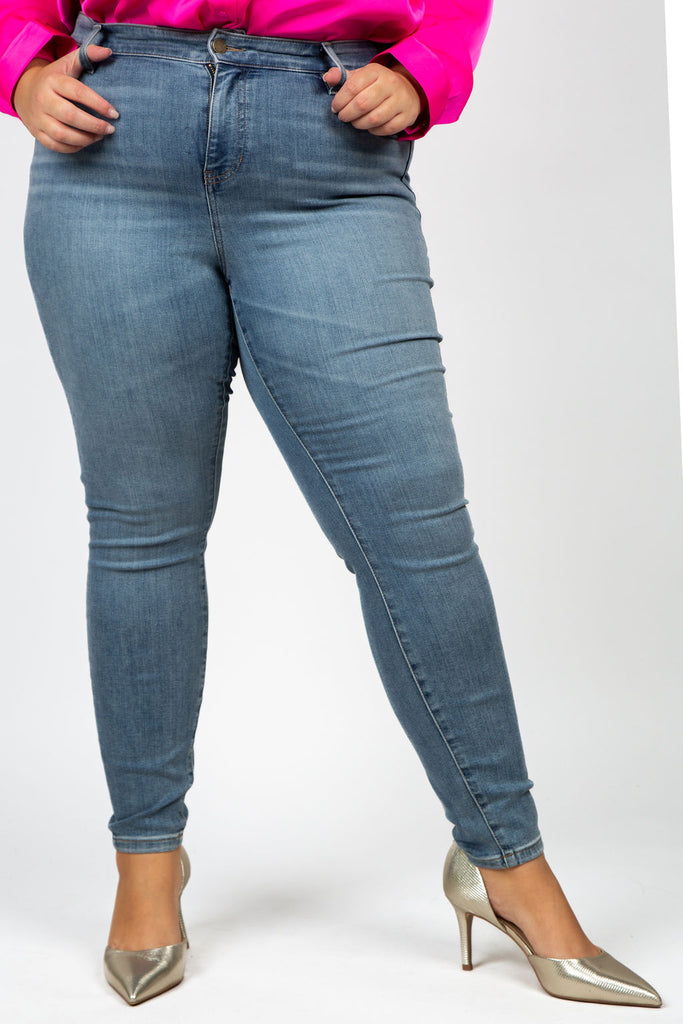 ABBY HI-RISE ANKLE SKINNY 28in - AMOUR781