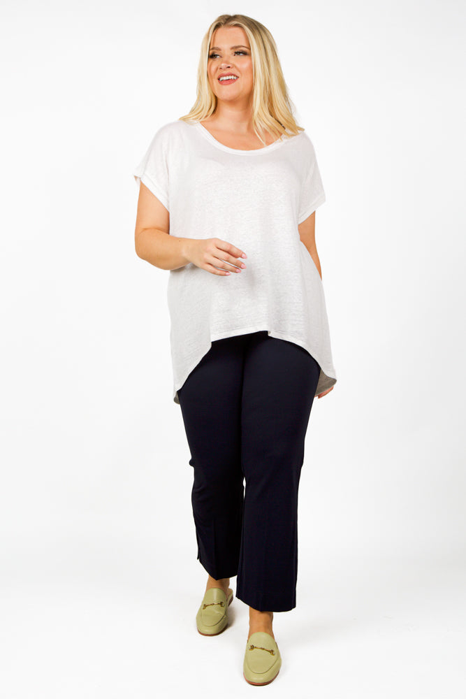 Classic Linen Top Designed by Lysse.