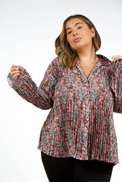 BERRY BLOOMS PLEATED BLOUSE plus-size - AMOUR781