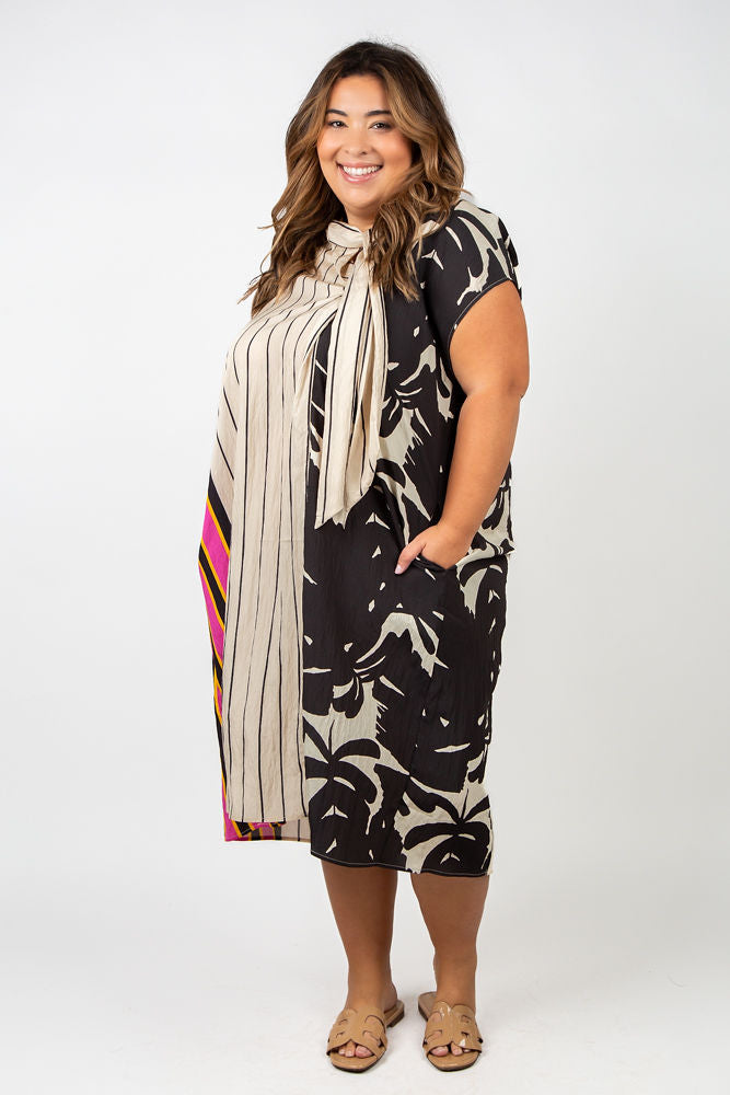 MIX MEDIA DRESS plus-size - AMOUR781