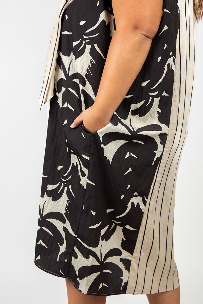 MIX MEDIA DRESS plus-size - AMOUR781