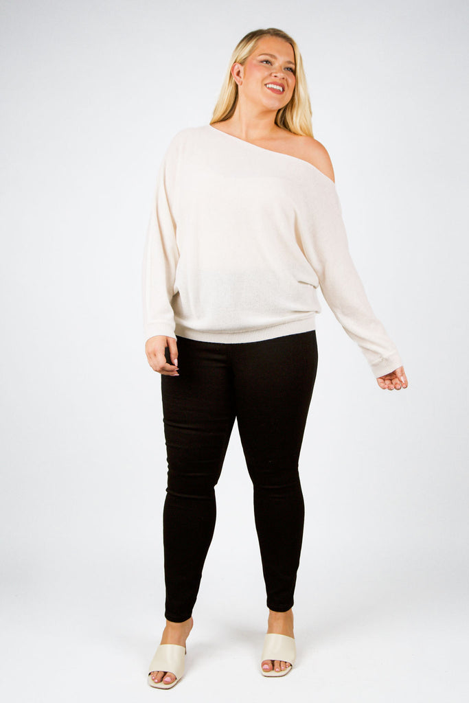 100% CASHMERE OFF THE SHOULDER TOP - AMOUR781