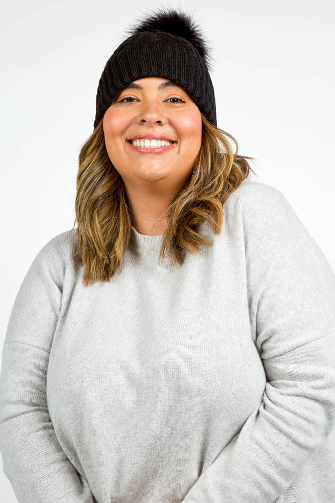 RECYCLED WISHBONE CABLE POM HAT plus-size - AMOUR781