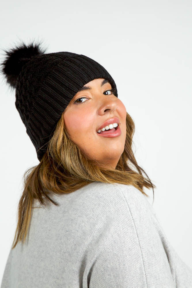 RECYCLED WISHBONE CABLE POM HAT - AMOUR781