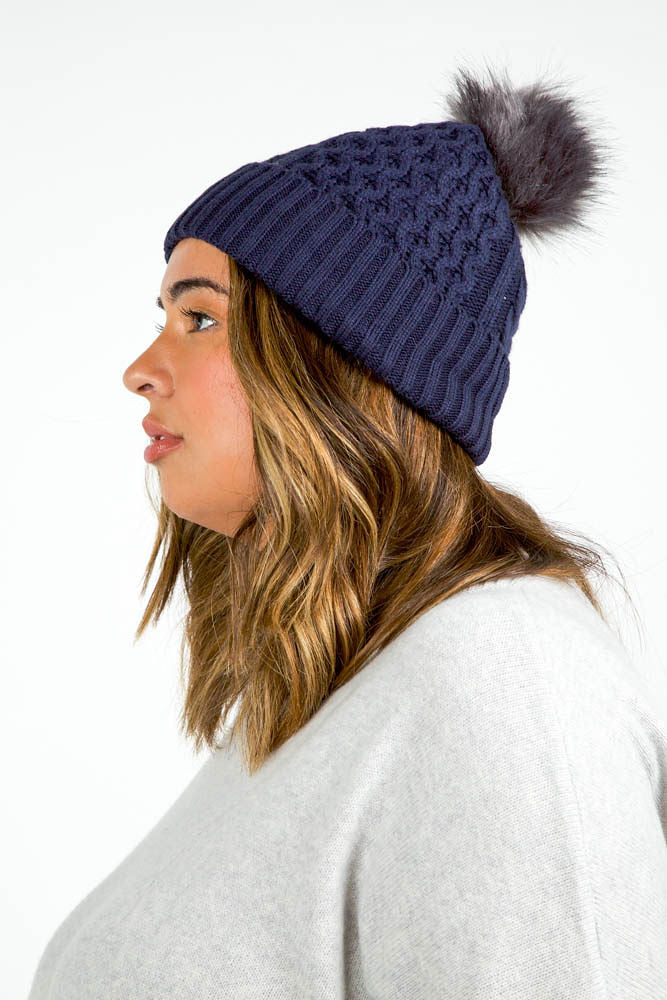 RECYCLED WISHBONE CABLE POM HAT plus-size - AMOUR781