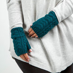 RECYCLED WISHBONE CABLE HANDWARMERS plus-size - AMOUR781