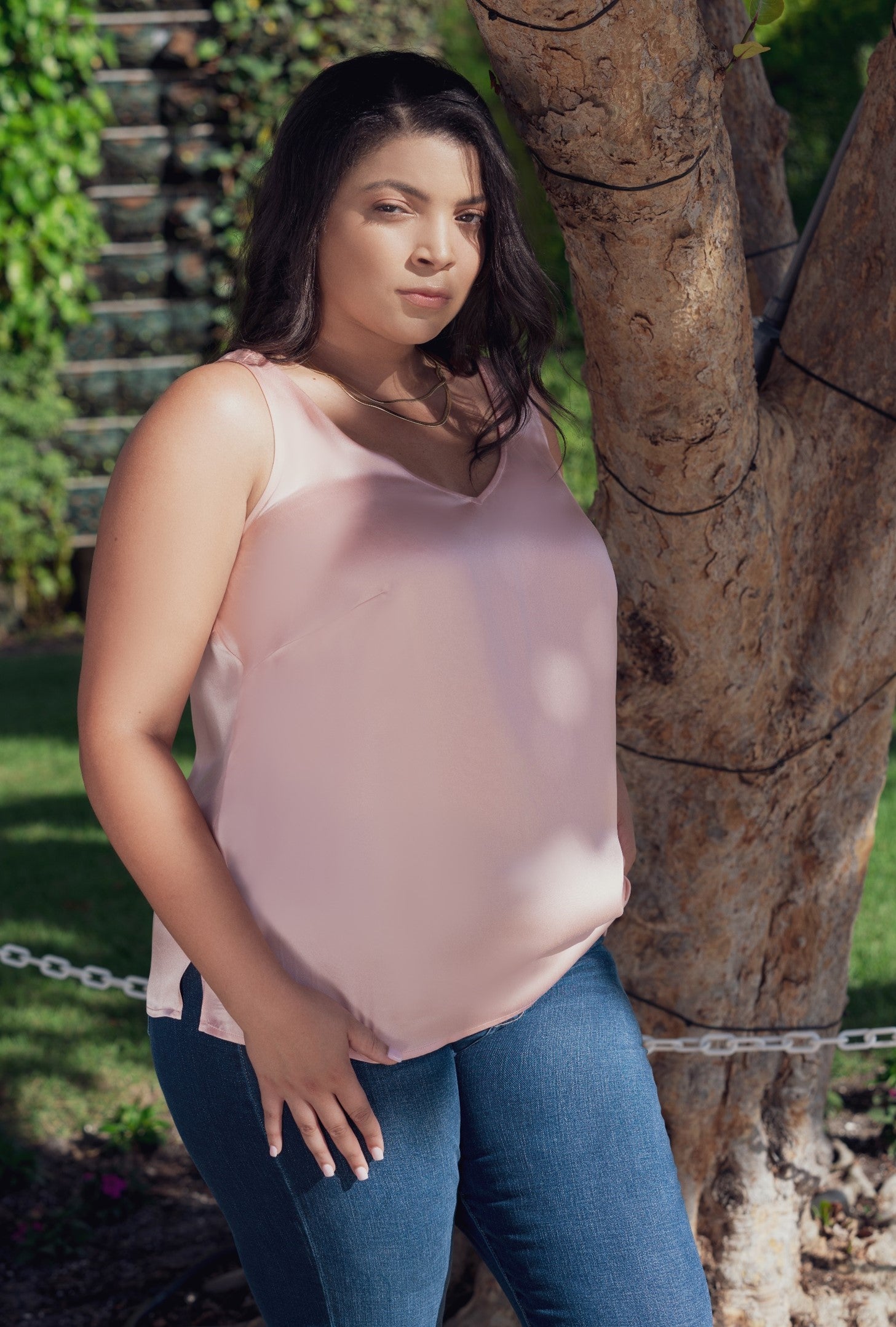 V-NECK SILK TANK plus-size - AMOUR781